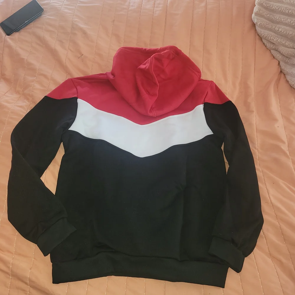 Men's Trendy Red White And Black Hoodie Size Medium NWOT - Picture 2 of 3